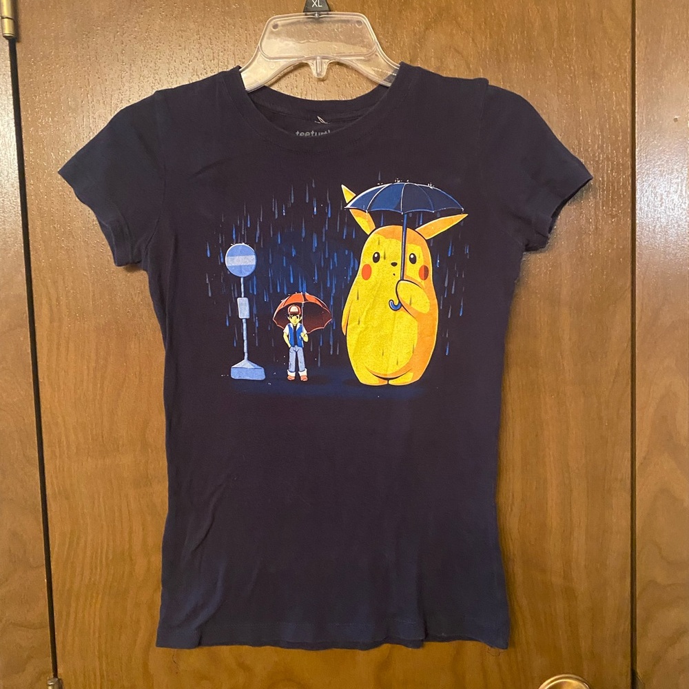 Pokémon T-shirt Jr small